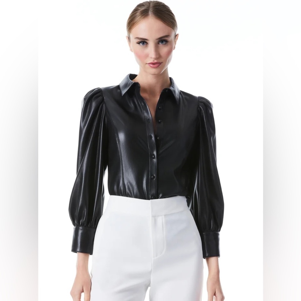 Alice+Olivia vegan leather puff sleeve blouse with a collar XS